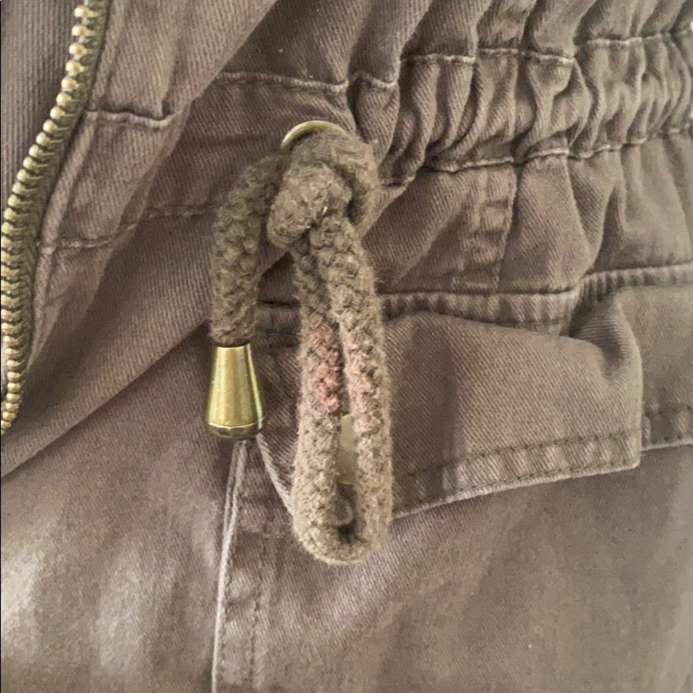 Jacket - Picture 5 of 7